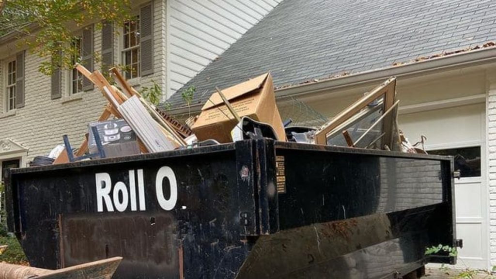 How to Get Rid of Old Furniture for Cleaning & Remodeling?