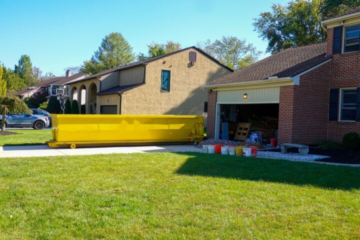 How Does Renting a Dumpster Work?